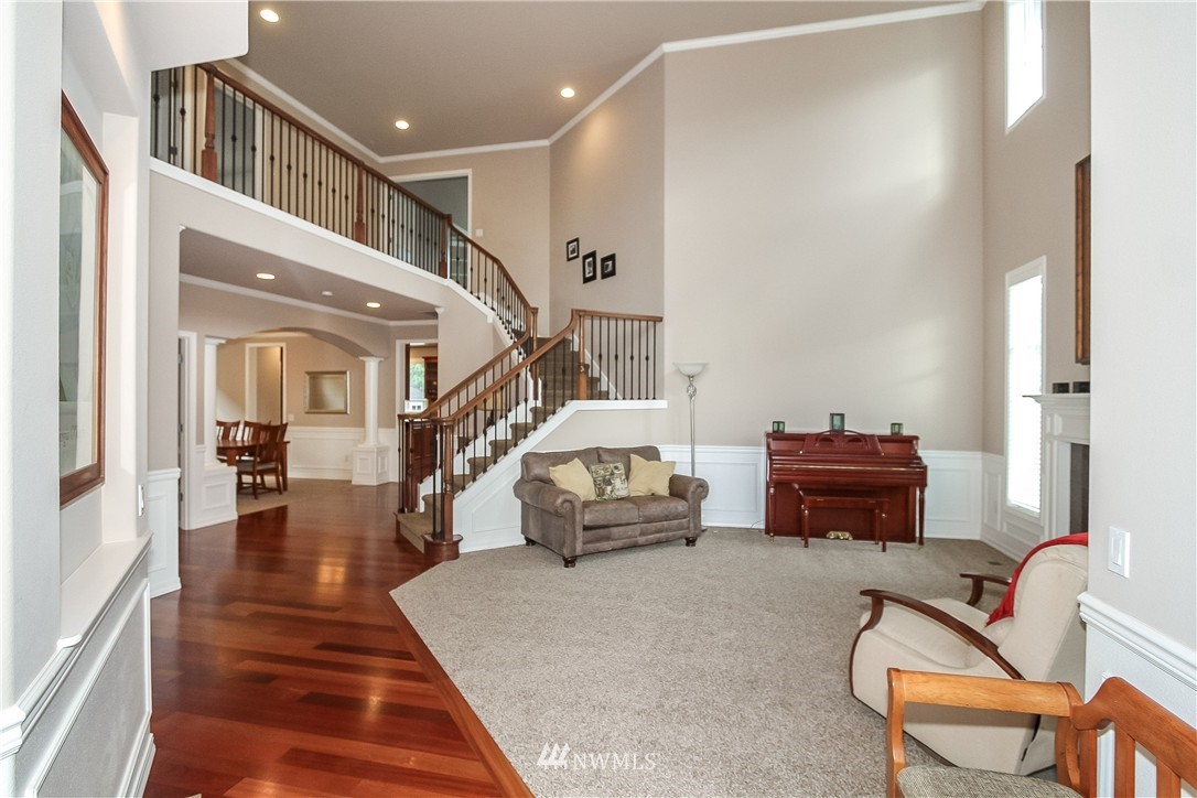 4017 214th Street Southeast Bothell, WA 98021 - Photo 3 of 25