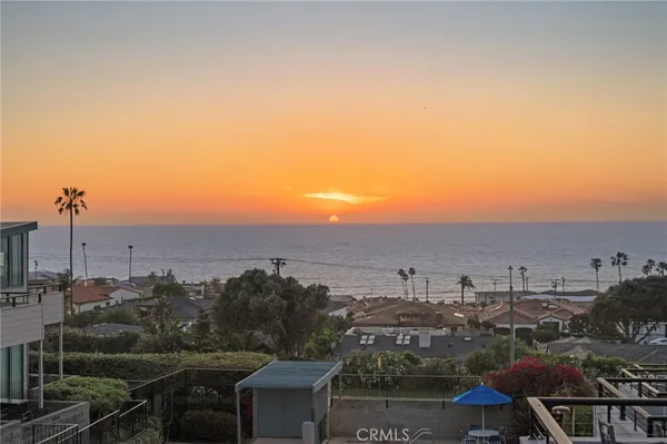 $1,724,440 | 444 Calle Miramar, Redondo Beach, CA 90277