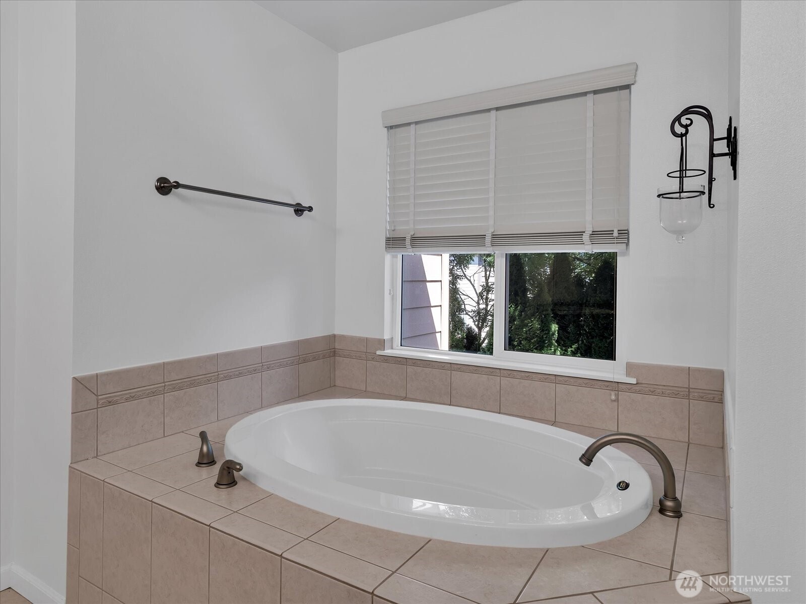 3623 152nd Place Southeast Bothell, WA 98012 - Photo 16 of 24
