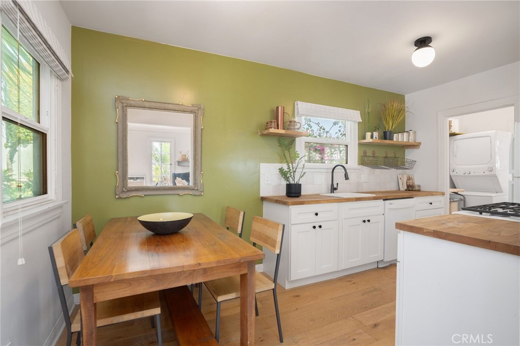 255 Isabel Street Los Angeles, CA 90065 - Photo 6 of 17 Dining room, kitchen