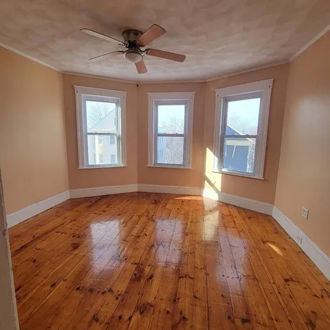 $1,800 | 111 Rodney Street, Unit 2, Worcester, MA 01605