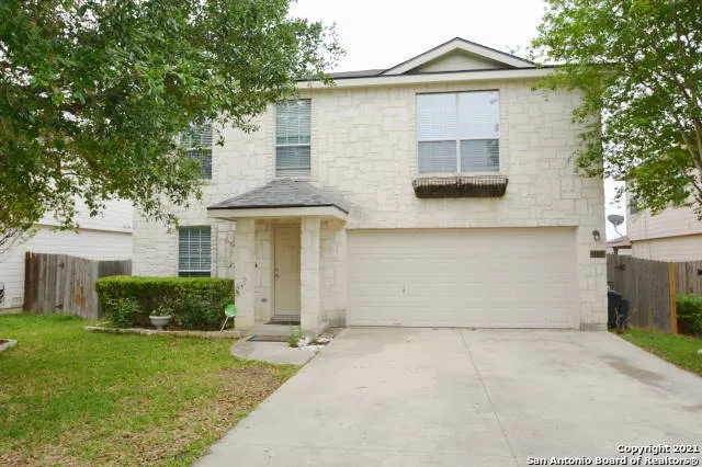 $1,800 | 9102 Granberry Pass, Universal City, TX 78148