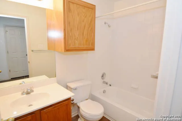 $1,800 | 9102 Granberry Pass, Universal City, TX 78148