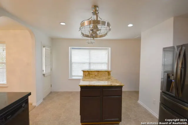 $1,800 | 9102 Granberry Pass, Universal City, TX 78148