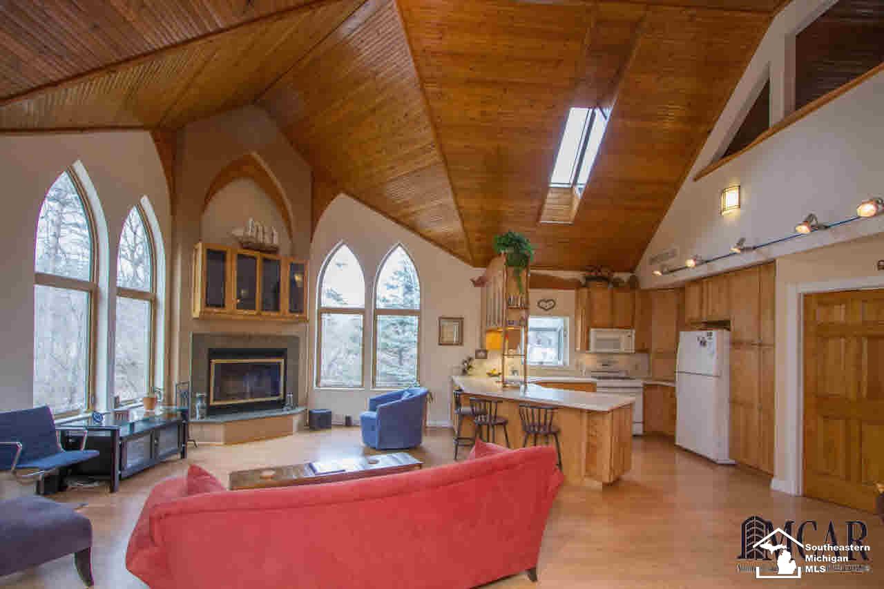 9255 Crabb Road Temperance, MI 48182 - Photo 6 of 45 Great Room