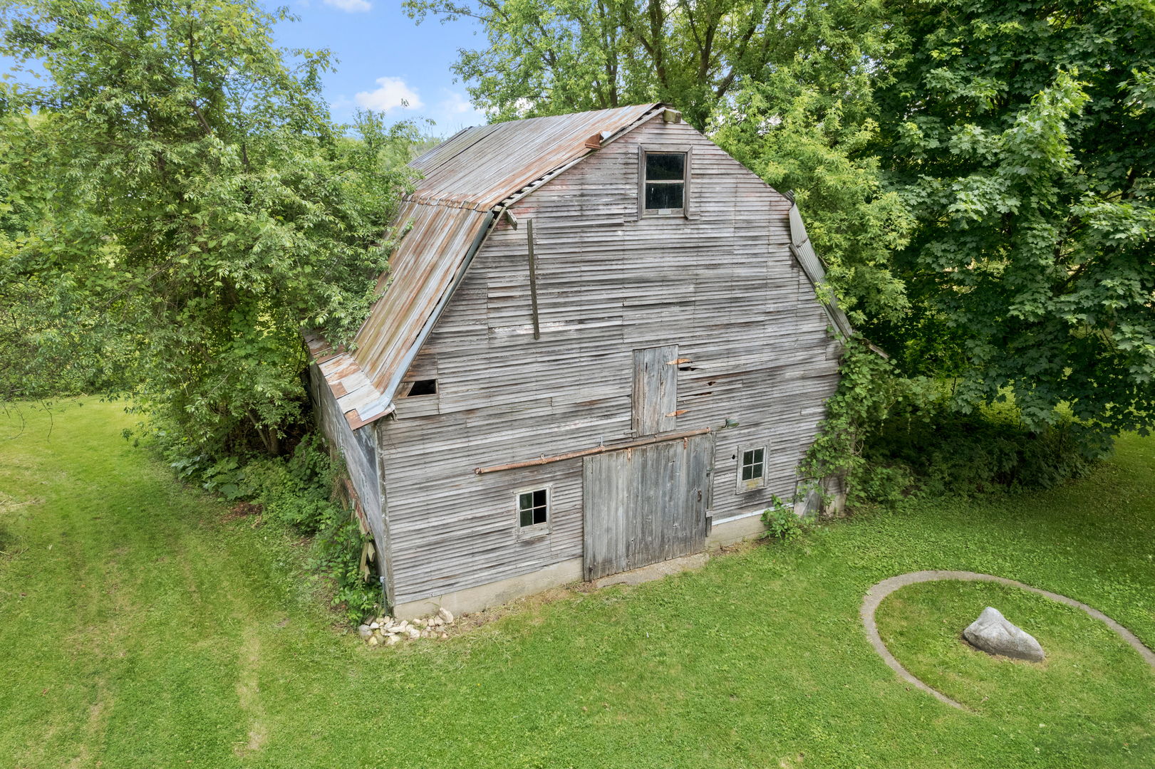 41W193 Russell Road Elgin, IL 60124 - Photo 19 of 29