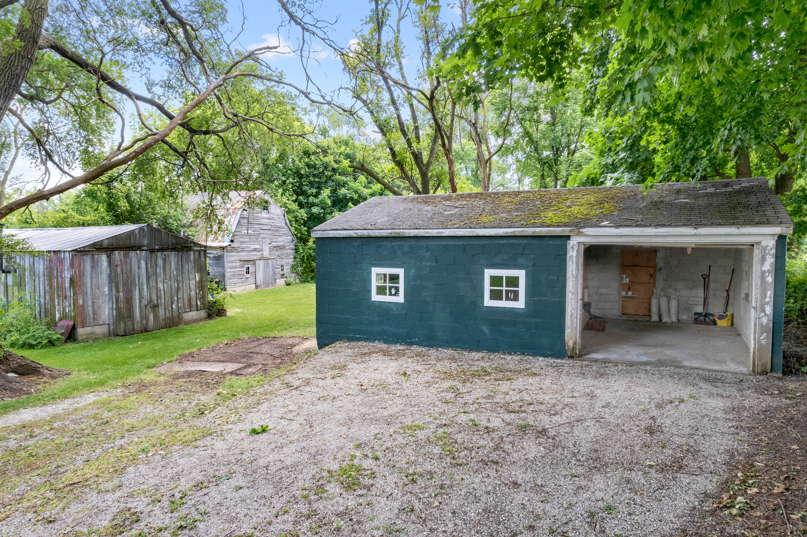 41W193 Russell Road Elgin, IL 60124 - Photo 24 of 29