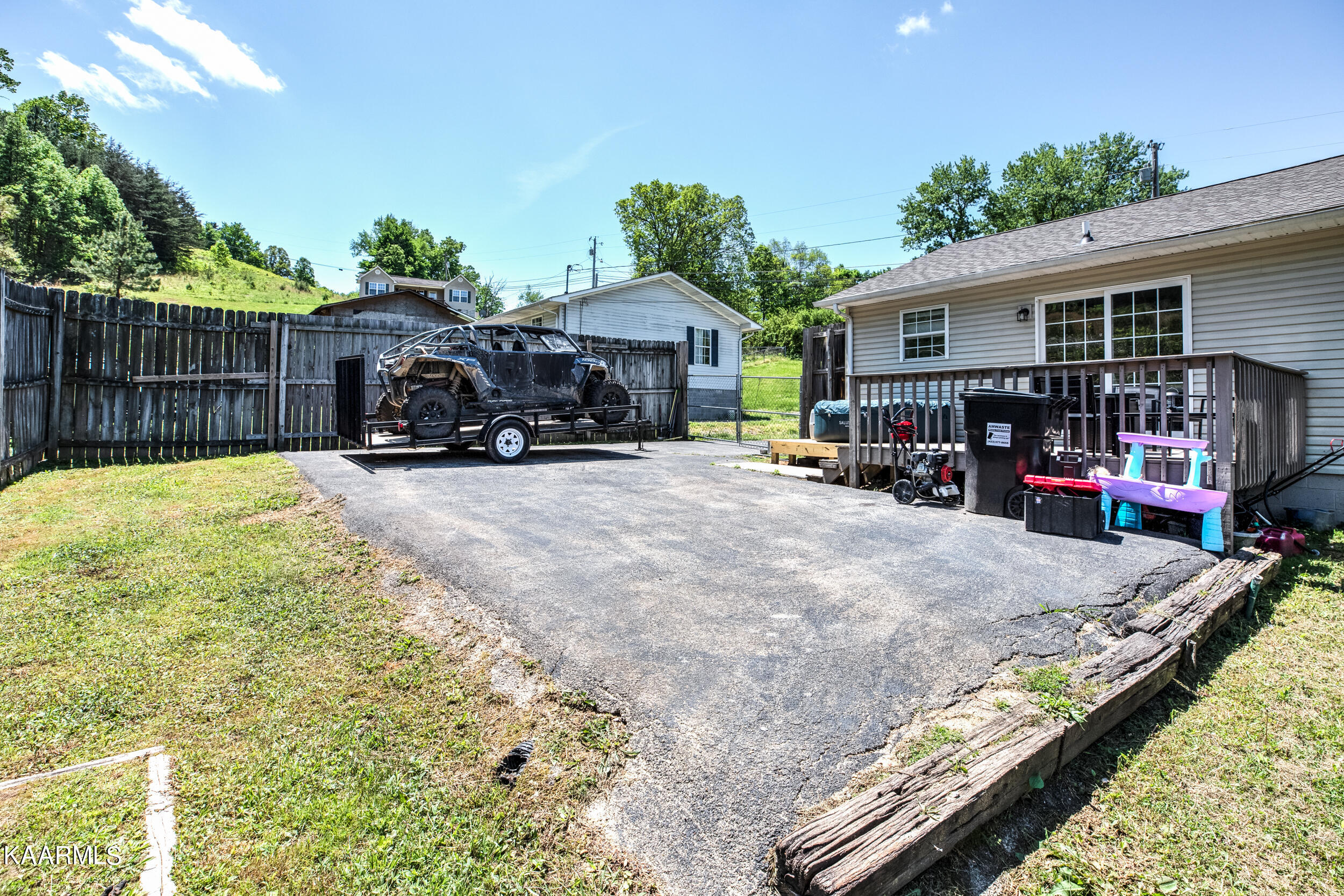 237 Patty Hill Road Caryville, TN 37714 - Photo 21 of 23 237 Patty Hill Rd-8