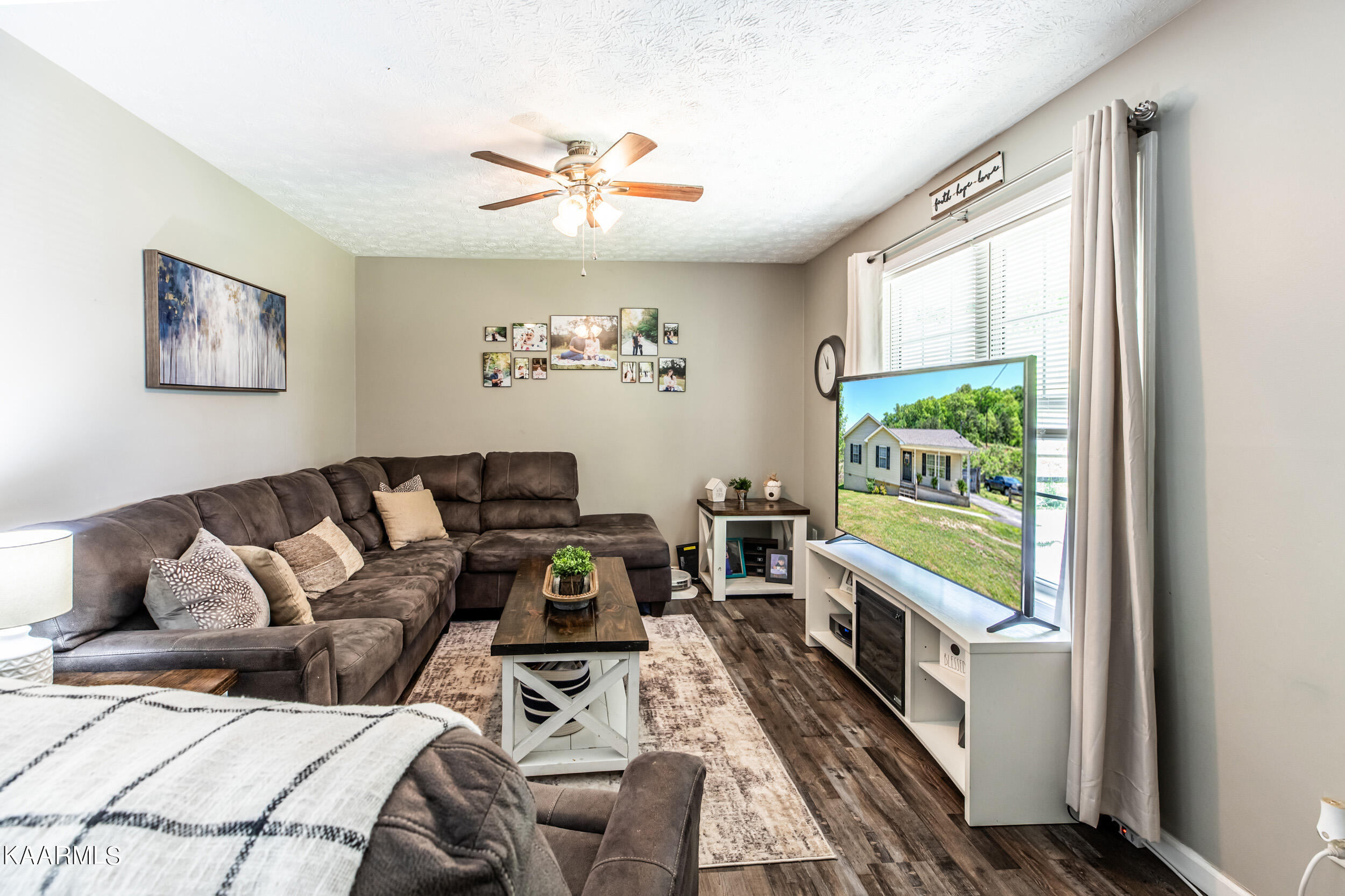 237 Patty Hill Road Caryville, TN 37714 - Photo 6 of 23 237 Patty Hill Rd-14