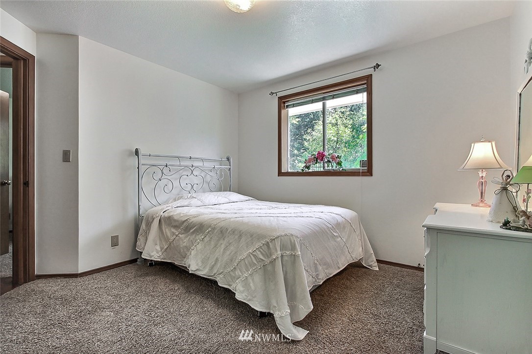 6644 Marvin Road Northeast Olympia, WA 98516 - Photo 20 of 24 Gallery Image 20