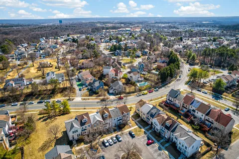 $449,999 | 41 Scarlet Sage Court, Burtonsville, MD 20866