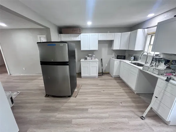 $1,900 | 4737 Alvin Street, Houston, TX 77033