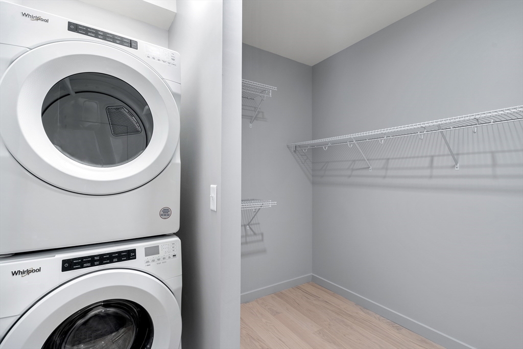 21-35 West 2nd Street, Unit 304 Boston, MA 02127 - Photo 3 of 13