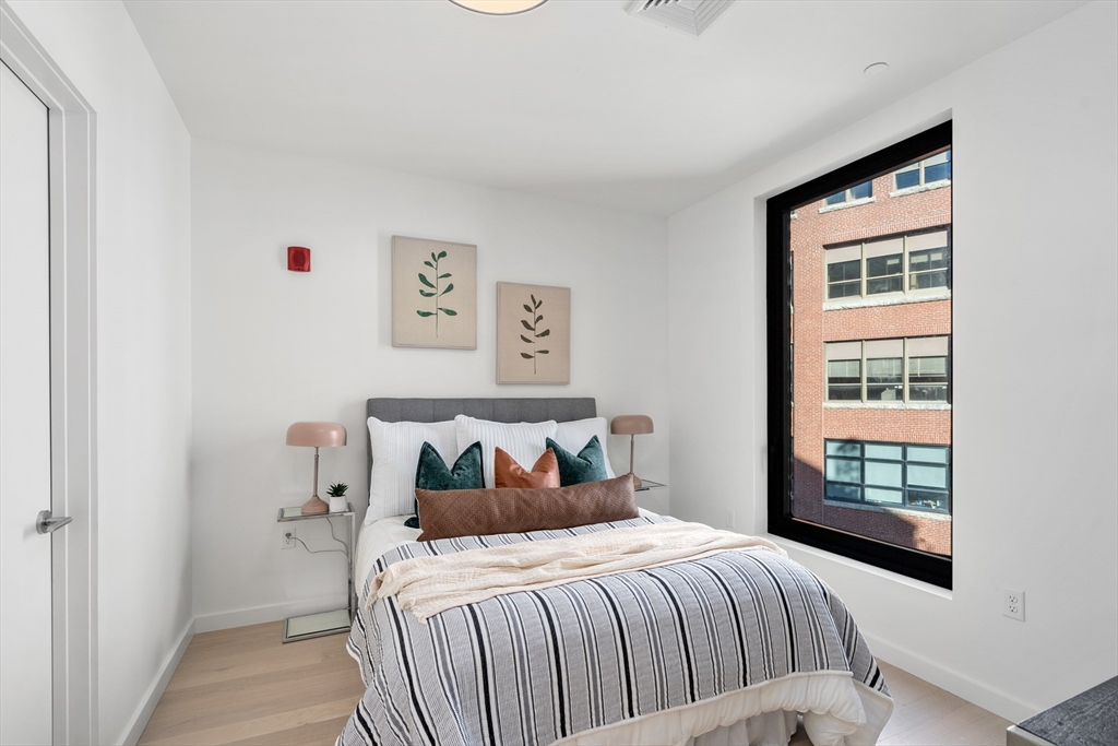 21-35 West 2nd Street, Unit 304 Boston, MA 02127 - Photo 6 of 13