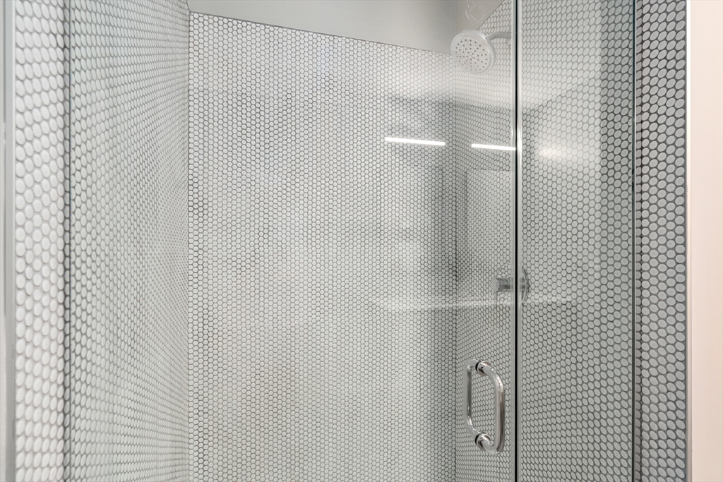 21-35 West 2nd Street, Unit 304 Boston, MA 02127 - Photo 7 of 13