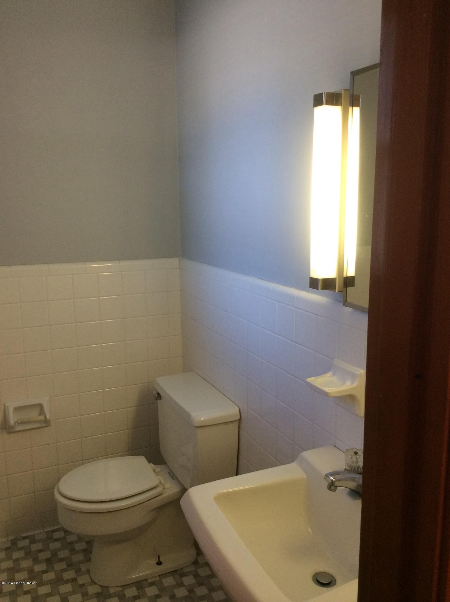 5214 Poplar Level Road Louisville, KY 40219 - Photo 10 of 15 Master bathroom