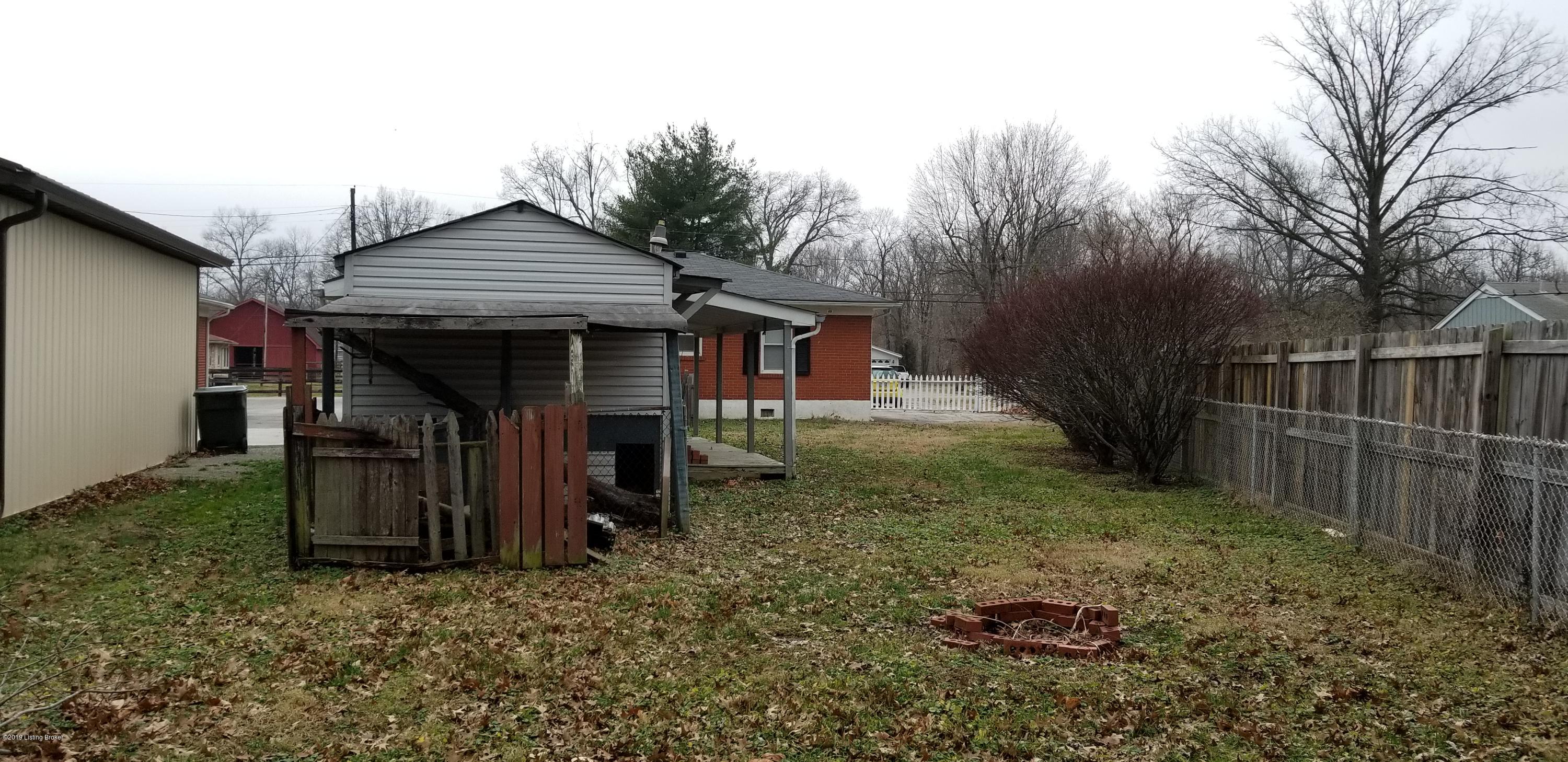 12701 Castle Road Louisville, KY 40272 - Photo 12 of 13 20190102_105906