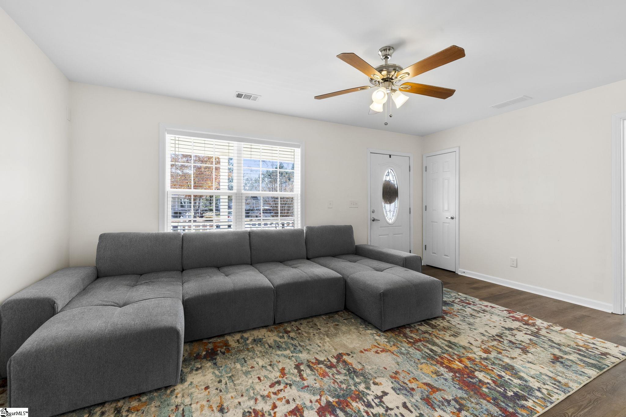 610 Ruddy Creek Circle Greer, SC 29651 - Photo 7 of 31