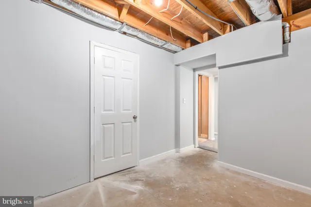 a view of a hallway with closet