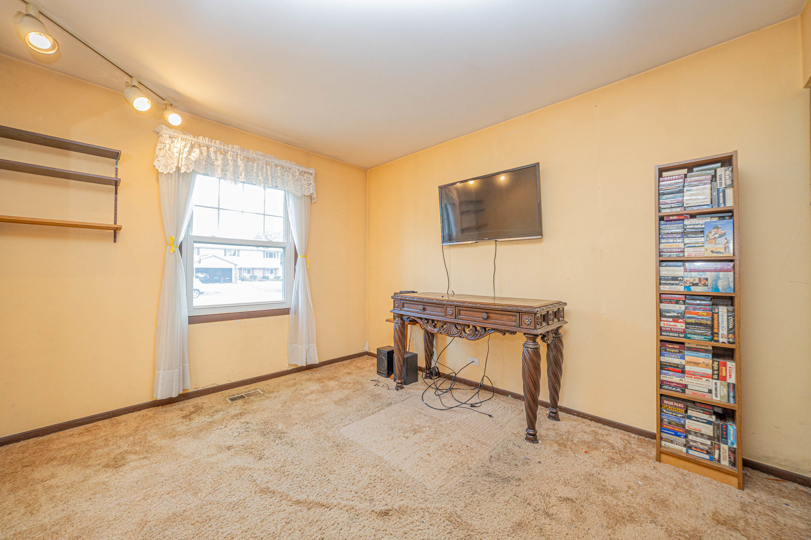 640 Rockhurst Road Bolingbrook, IL 60440 - Photo 10 of 16 Gallery Image 10