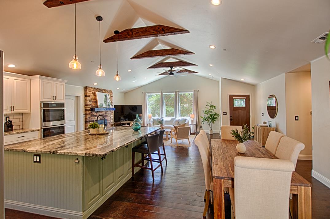 425 Echo Valley Road Salinas, CA 93907 - Photo 8 of 60