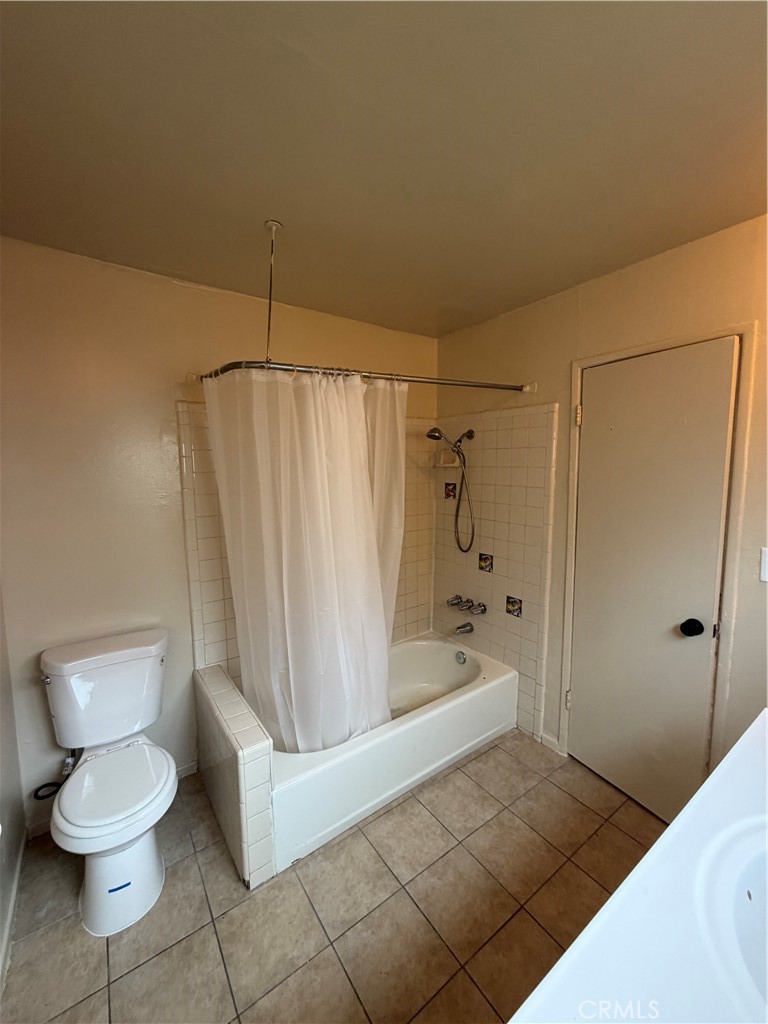 4694 Bandera Street, Unit B Montclair, CA 91763 - Photo 17 of 19