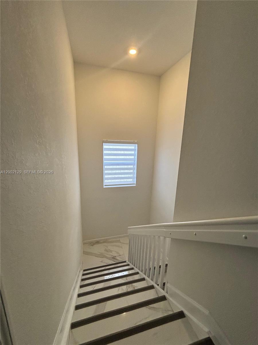 16144 Southwest 148th Place Miami, FL 33187 - Photo 12 of 29