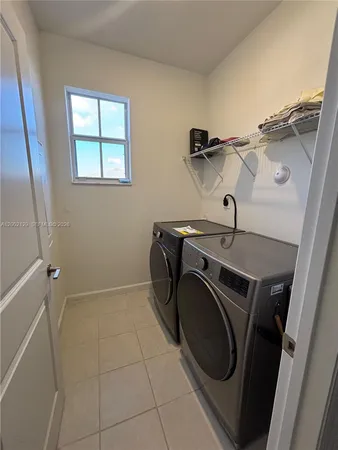 $880,000 | 16144 Southwest 148th Place, Miami, FL 33187