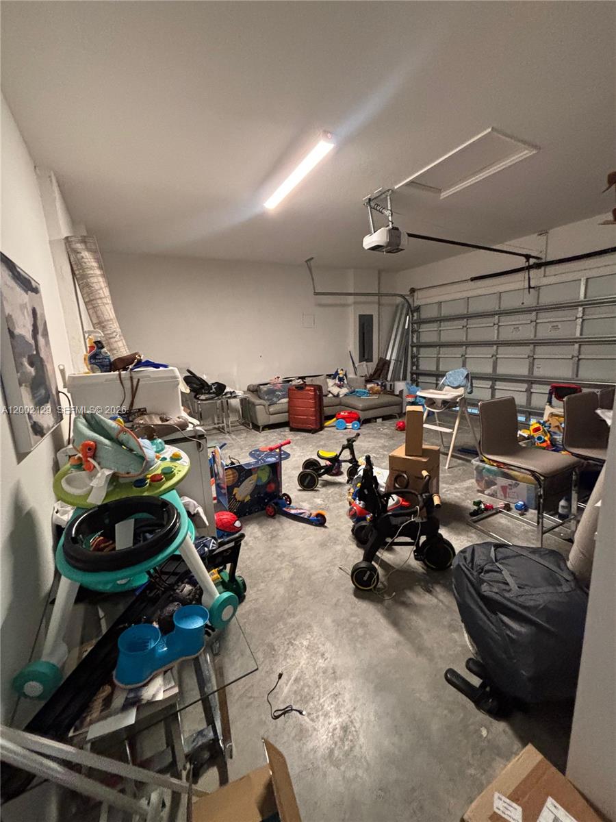 16144 Southwest 148th Place Miami, FL 33187 - Photo 9 of 29