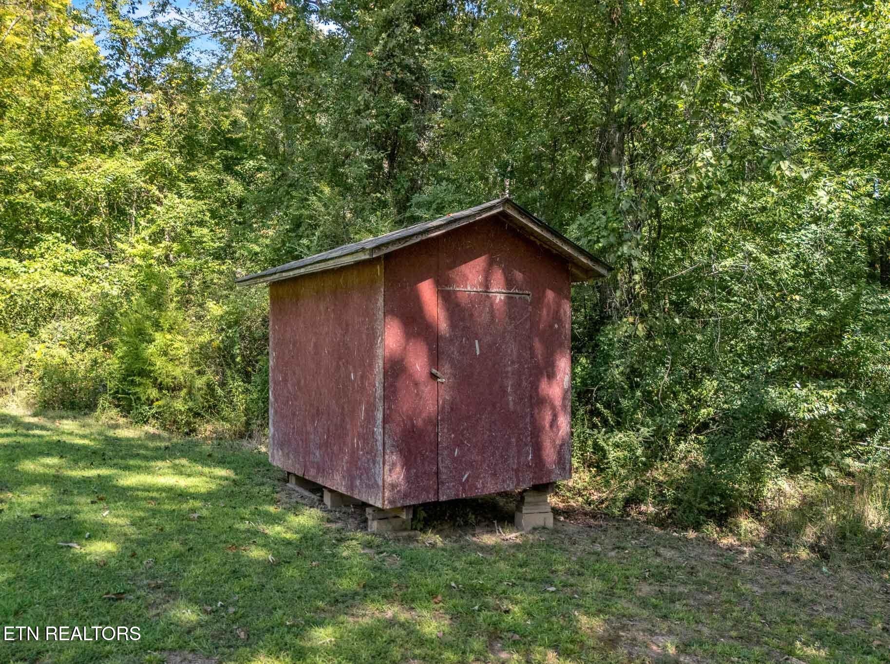 228 Crestwood Circle Decatur, TN 37322 - Photo 50 of 54 Gallery Image 50
