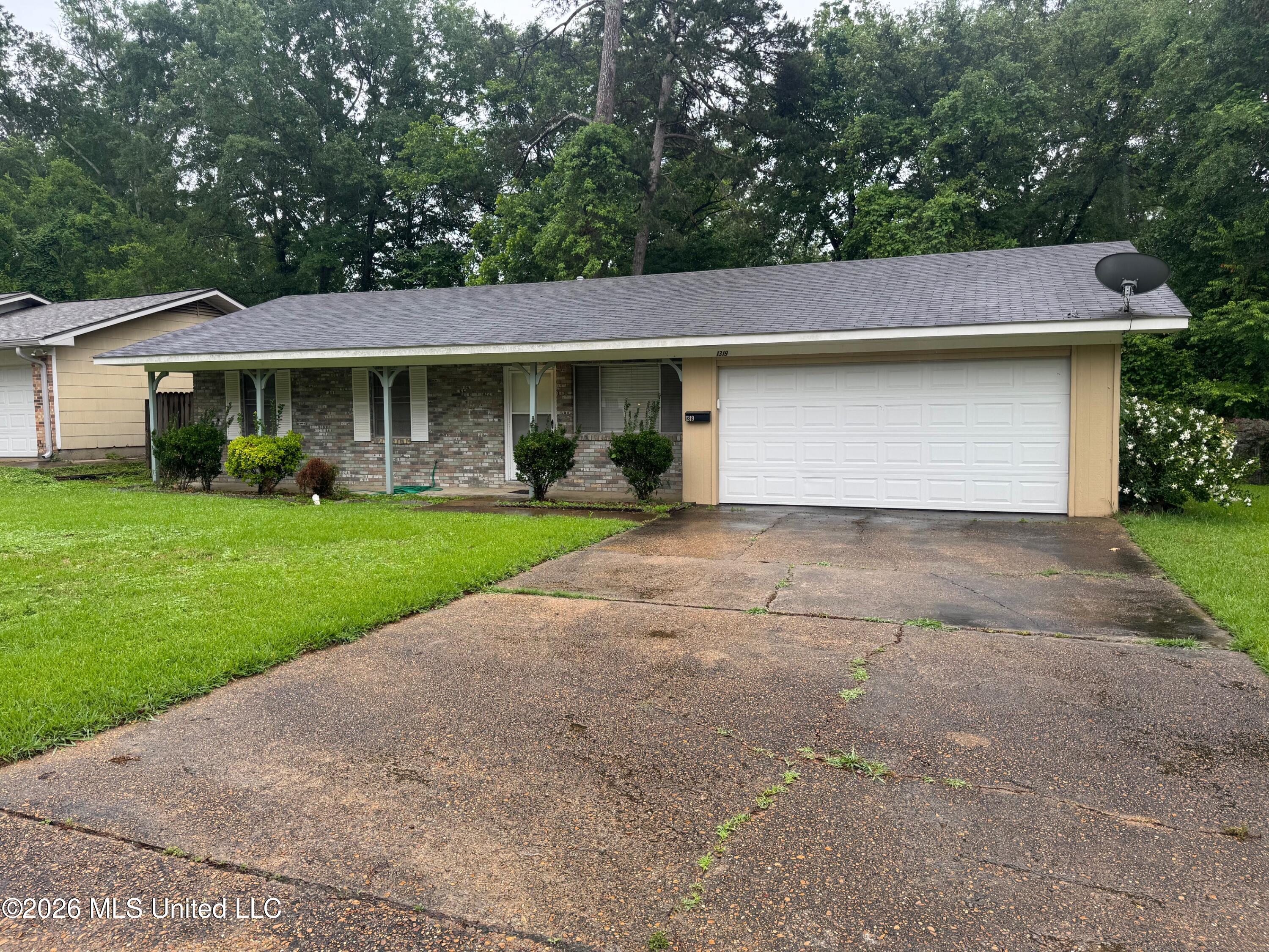 1319 Dorgan Street Jackson, MS 39204 - Photo 2 of 26 IMG_8233