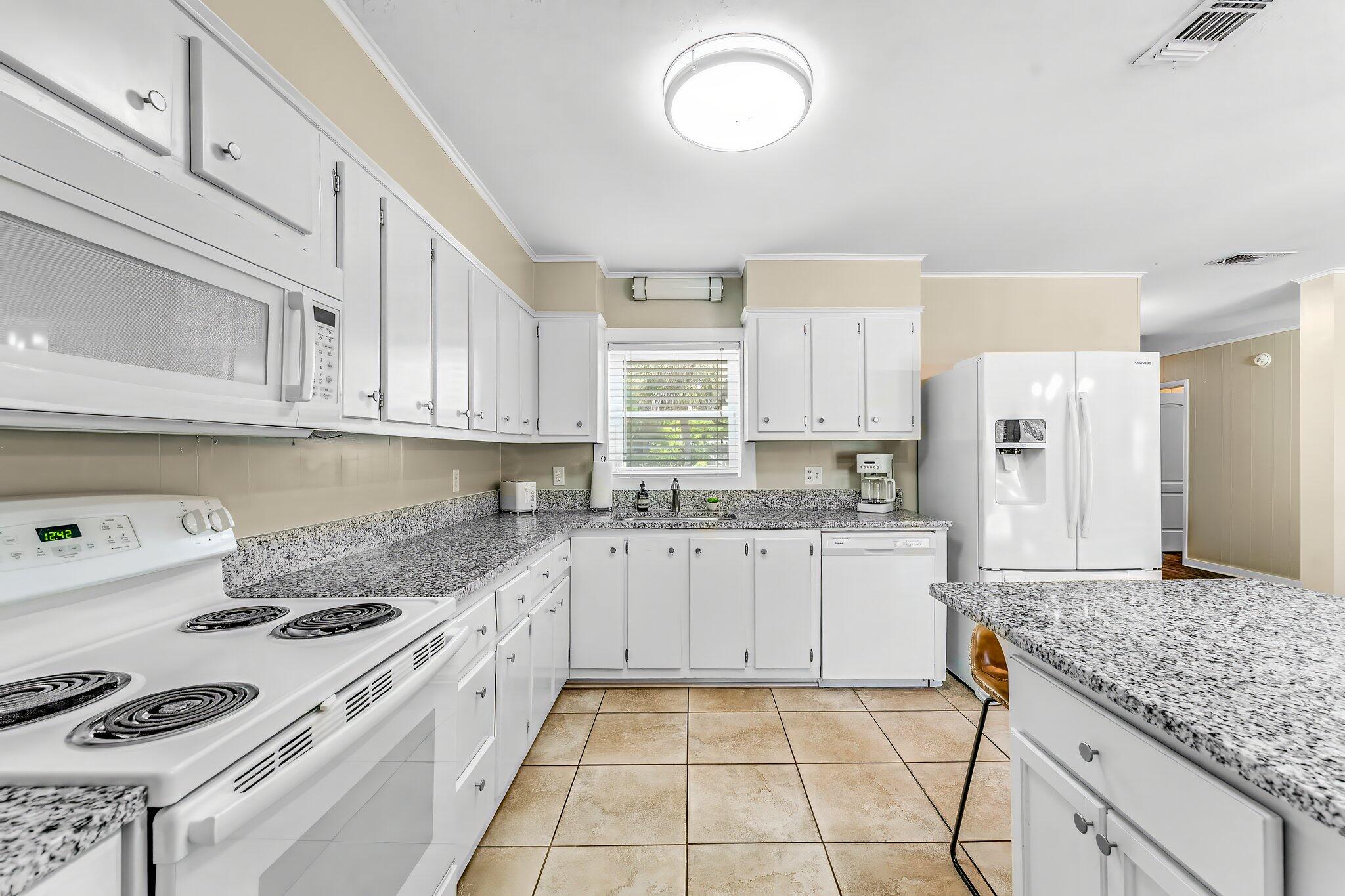 190 Cobb Road Panama City Beach, FL 32413 - Photo 8 of 43 8-web-or-mls-190-cobb-rd