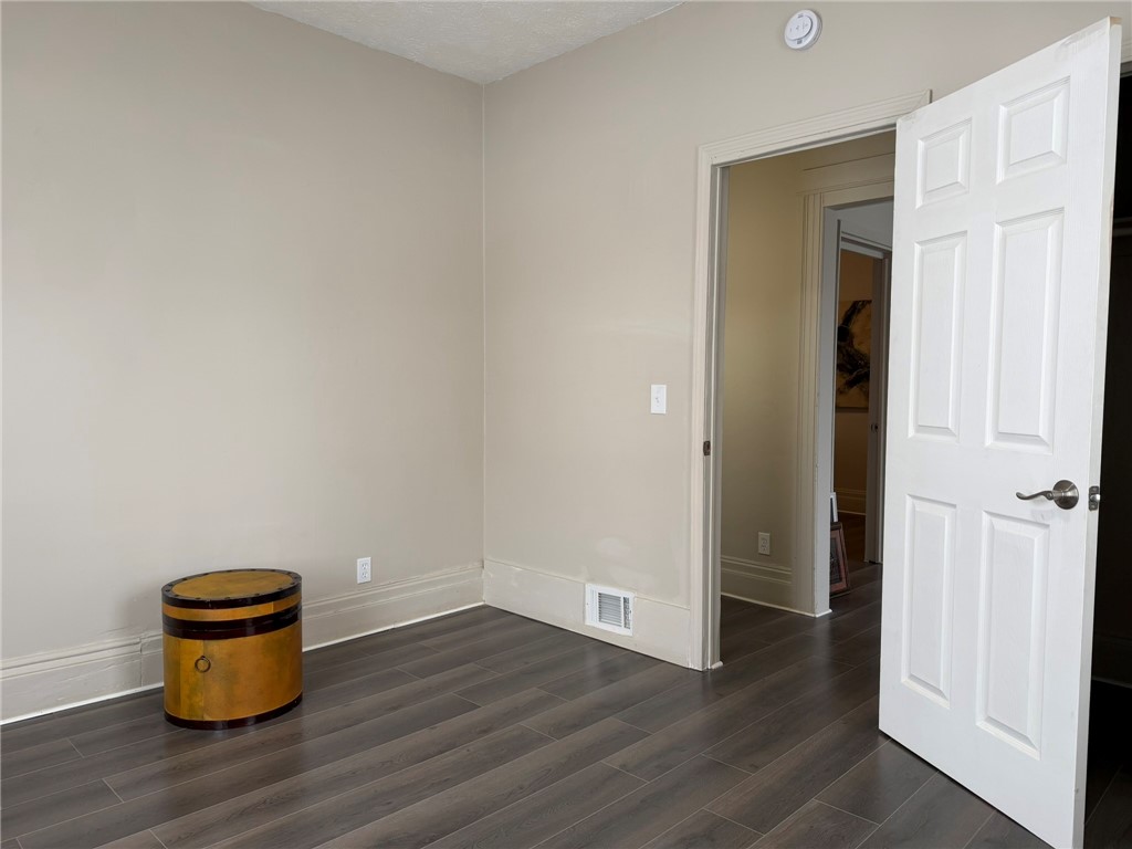 225 Wetmore Park Rochester, NY 14606 - Photo 18 of 31