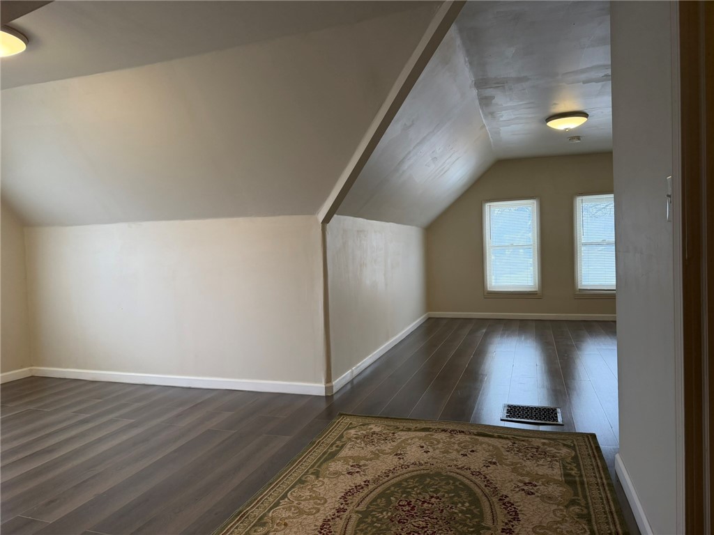 225 Wetmore Park Rochester, NY 14606 - Photo 23 of 31