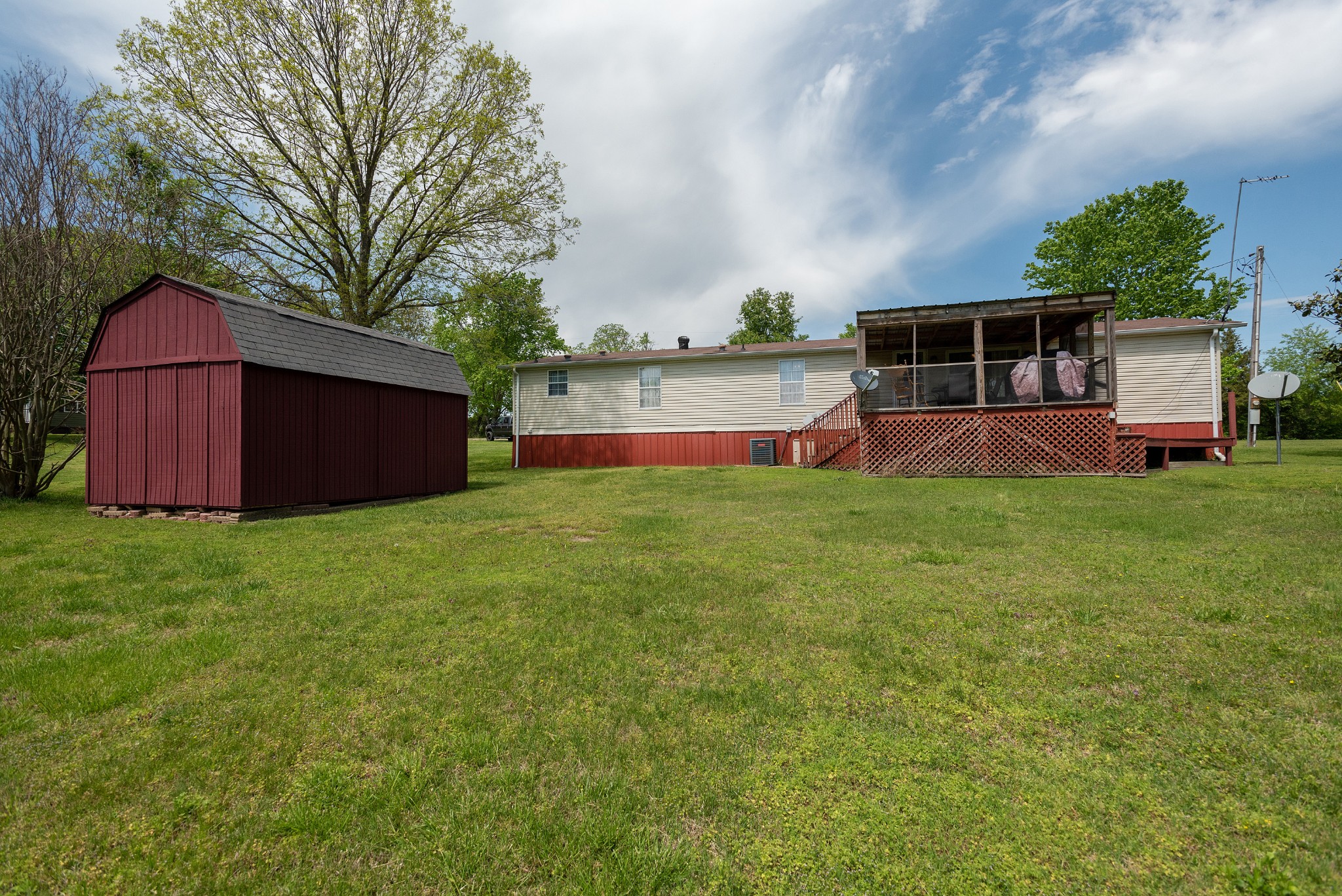 1886 Johnson Road Clarksville, TN 37043 - Photo 25 of 38 Gallery Image 25