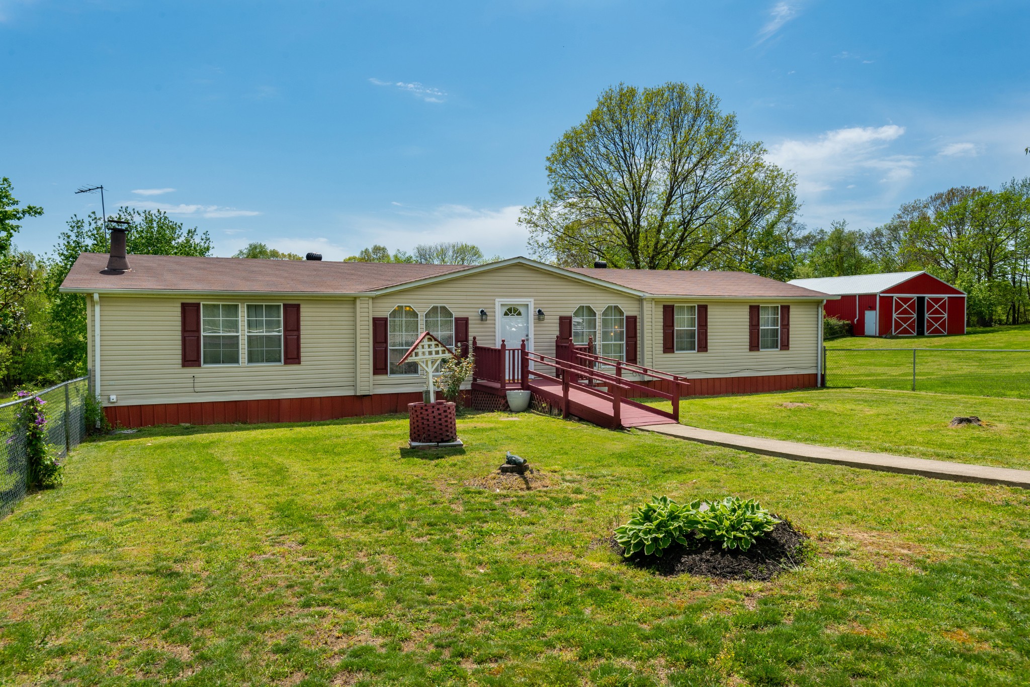 1886 Johnson Road Clarksville, TN 37043 - Photo 28 of 38 Gallery Image 28