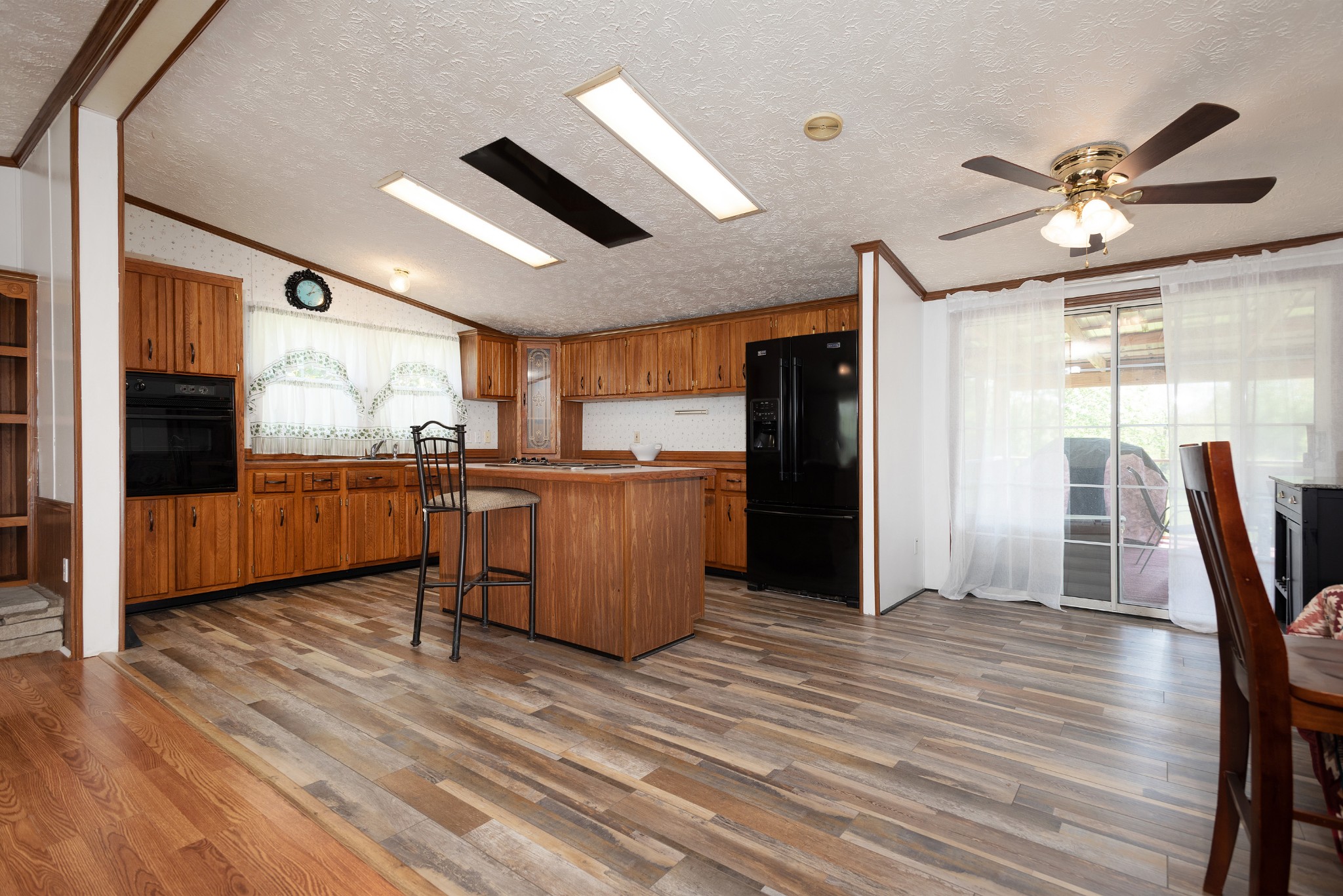 1886 Johnson Road Clarksville, TN 37043 - Photo 6 of 38 Gallery Image 6