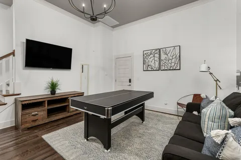 $695,000 | 1435 11th Avenue South, Nashville, TN 37203