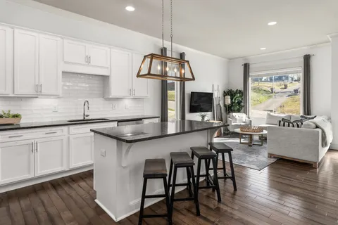 $695,000 | 1435 11th Avenue South, Nashville, TN 37203