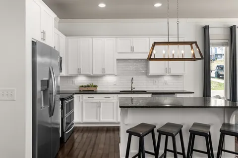 $695,000 | 1435 11th Avenue South, Nashville, TN 37203