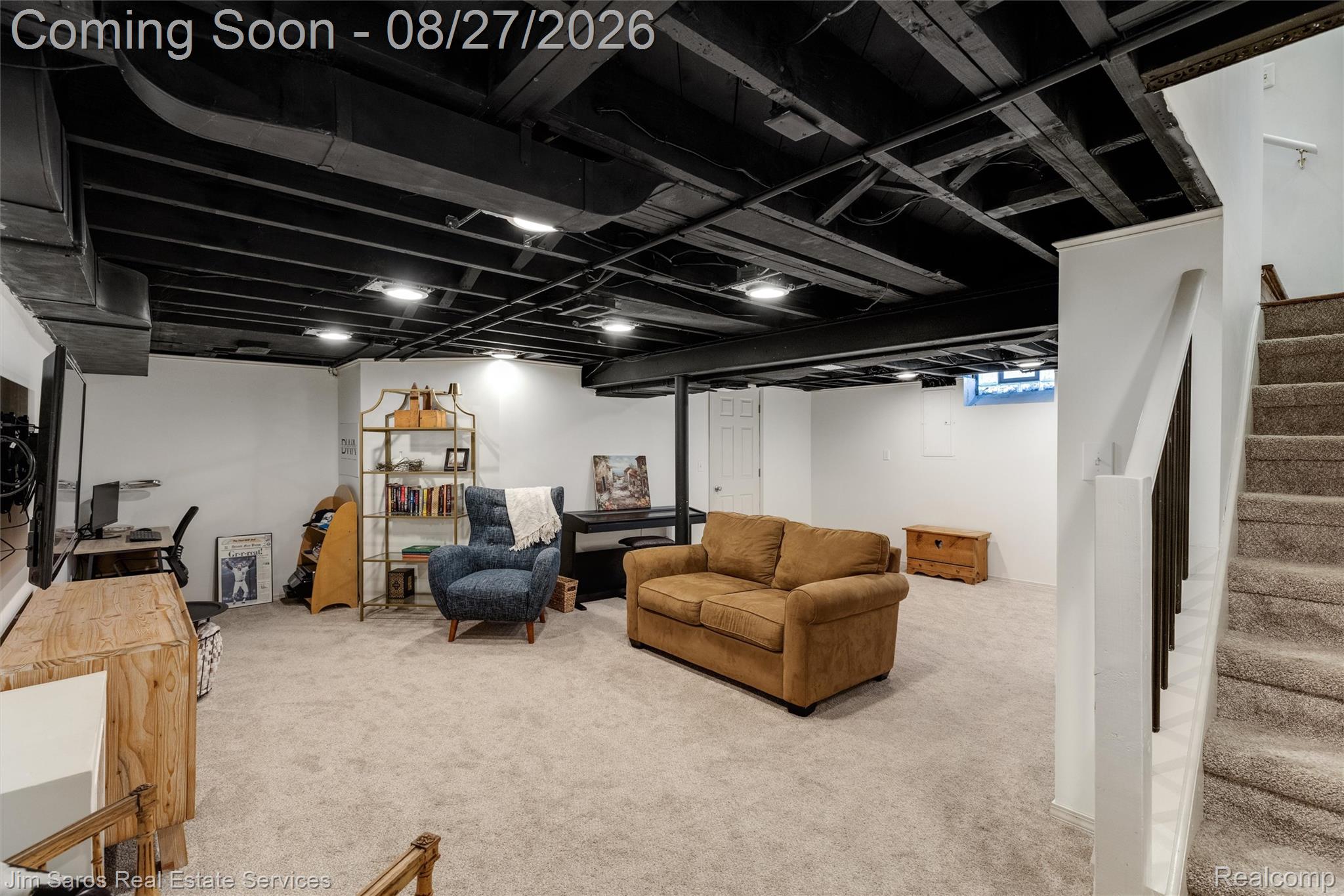 276 Moran Road Grosse Pointe, MI 48236 - Photo 17 of 23 25-276 Moran Rd 0021.jpg