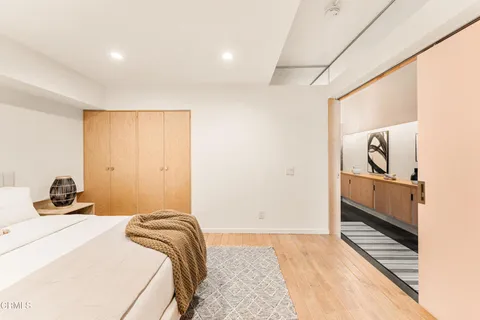 $1,649,000 | 510 South Hewitt Street, Unit 107, Los Angeles, CA 90013