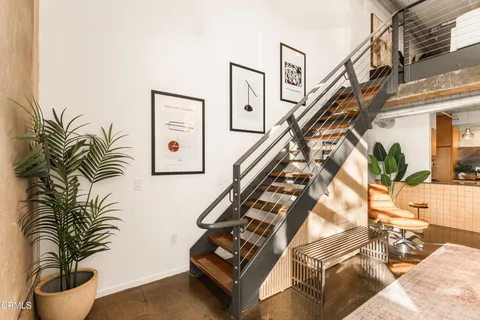 $1,649,000 | 510 South Hewitt Street, Unit 107, Los Angeles, CA 90013
