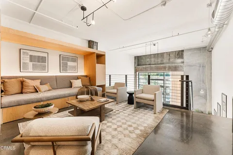 $1,649,000 | 510 South Hewitt Street, Unit 107, Los Angeles, CA 90013