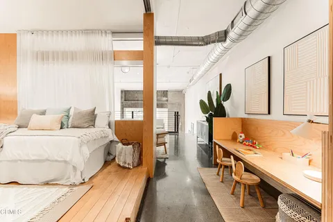 $1,649,000 | 510 South Hewitt Street, Unit 107, Los Angeles, CA 90013