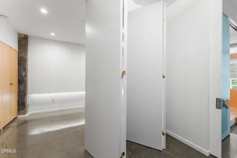 $1,649,000 | 510 South Hewitt Street, Unit 107, Los Angeles, CA 90013