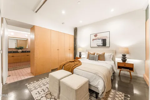 $1,649,000 | 510 South Hewitt Street, Unit 107, Los Angeles, CA 90013