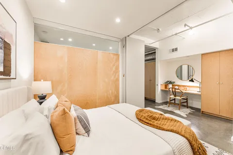 $1,649,000 | 510 South Hewitt Street, Unit 107, Los Angeles, CA 90013
