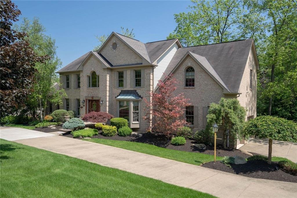 585 McCombs Road Venetia, PA 15367 - Photo 2 of 25