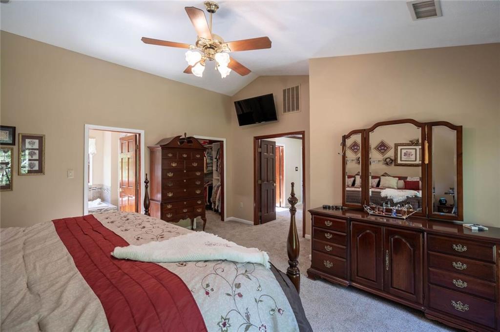 585 McCombs Road Venetia, PA 15367 - Photo 16 of 25